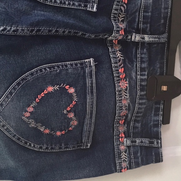 Stretch Denim Embroidered Shorts 12“inseam from Austria, Size EU42, US12 - Picture 3 of 7